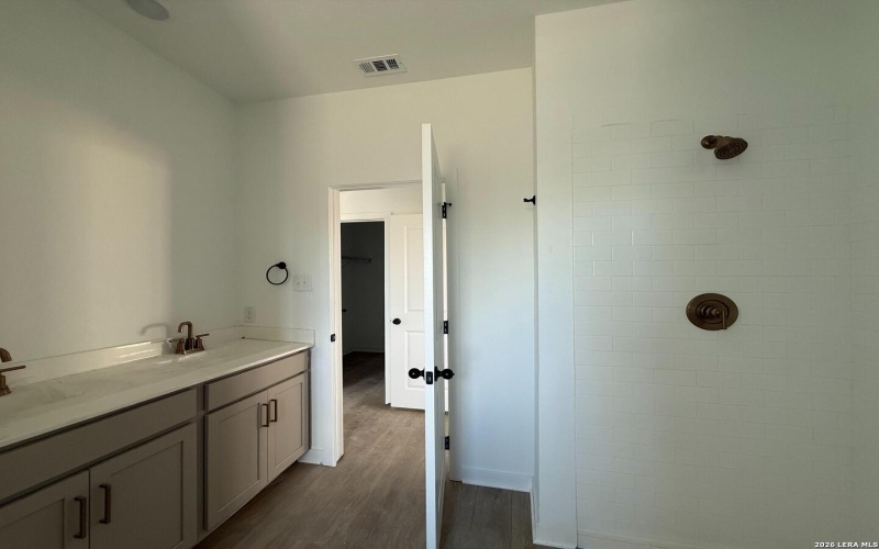 415 Nottabi Rd, Adkins, TX 78101, 4 Bedrooms Bedrooms, ,3 BathroomsBathrooms,Residential,For Sale,415 Nottabi Rd,0,1935930