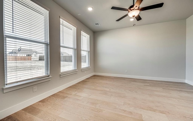 4025 Lagos Drive, Midlothian, TX 76065, 4 Bedrooms Bedrooms, ,3 BathroomsBathrooms,Residential,For Sale,4025 Lagos Drive,20735606