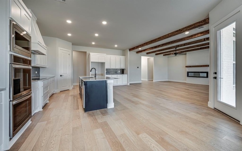 4025 Lagos Drive, Midlothian, TX 76065, 4 Bedrooms Bedrooms, ,3 BathroomsBathrooms,Residential,For Sale,4025 Lagos Drive,20735606