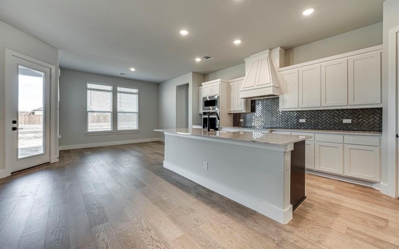 4025 Lagos Drive, Midlothian, TX 76065, 4 Bedrooms Bedrooms, ,3 BathroomsBathrooms,Residential,For Sale,4025 Lagos Drive,20735606