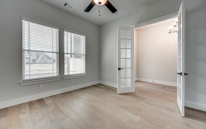 4025 Lagos Drive, Midlothian, TX 76065, 4 Bedrooms Bedrooms, ,3 BathroomsBathrooms,Residential,For Sale,4025 Lagos Drive,20735606