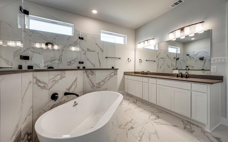 4025 Lagos Drive, Midlothian, TX 76065, 4 Bedrooms Bedrooms, ,3 BathroomsBathrooms,Residential,For Sale,4025 Lagos Drive,20735606