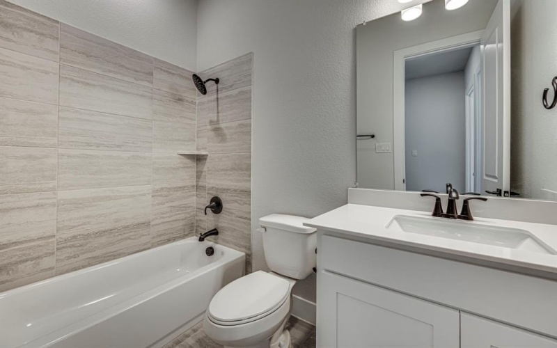 4025 Lagos Drive, Midlothian, TX 76065, 4 Bedrooms Bedrooms, ,3 BathroomsBathrooms,Residential,For Sale,4025 Lagos Drive,20735606