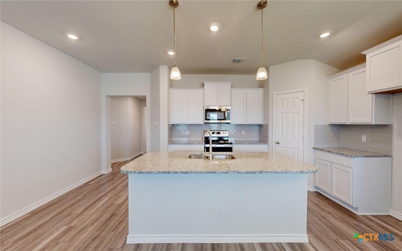 2037 Buckner Street, Nolanville, TX 76559, 4 Habitaciones Habitaciones , ,2 BañosBaños,Residential,En Venta,2037 Buckner Street,0,608387