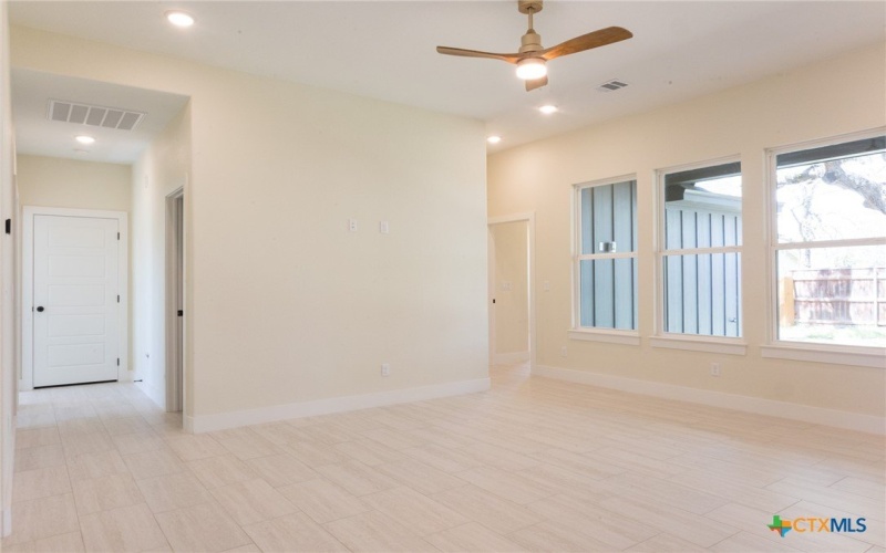 1105 W 1st Street, Lampasas, TX 76550, 2 Bedrooms Bedrooms, ,2 BathroomsBathrooms,Residential,For Sale,1105 W 1st Street,0,608424