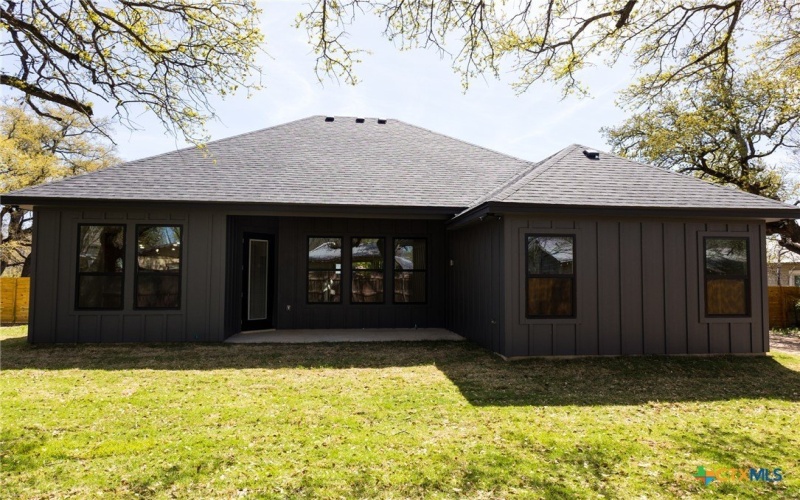 1105 W 1st Street, Lampasas, TX 76550, 2 Bedrooms Bedrooms, ,2 BathroomsBathrooms,Residential,For Sale,1105 W 1st Street,0,608424