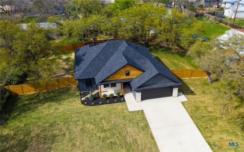 1105 W 1st Street, Lampasas, TX 76550, 2 Bedrooms Bedrooms, ,2 BathroomsBathrooms,Residential,For Sale,1105 W 1st Street,0,608424