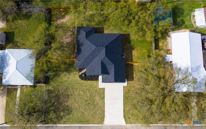 1105 W 1st Street, Lampasas, TX 76550, 2 Bedrooms Bedrooms, ,2 BathroomsBathrooms,Residential,For Sale,1105 W 1st Street,0,608424