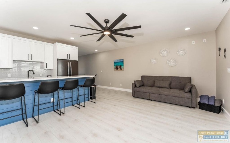 128 Saturn Lane, South Padre Island, TX 78597, 10 Bedrooms Bedrooms, ,10 BathroomsBathrooms,Residential Multi Family,For Sale,128 Saturn Lane,0,106042