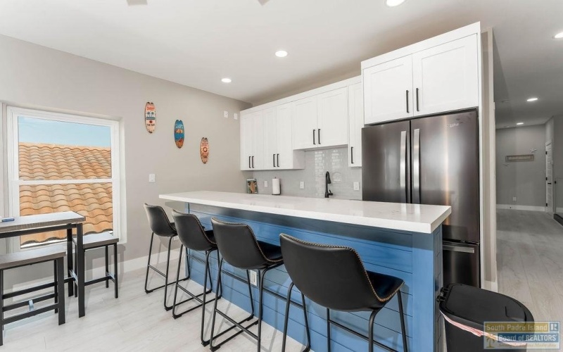 128 Saturn Lane, South Padre Island, TX 78597, 10 Bedrooms Bedrooms, ,10 BathroomsBathrooms,Residential Multi Family,For Sale,128 Saturn Lane,0,106042