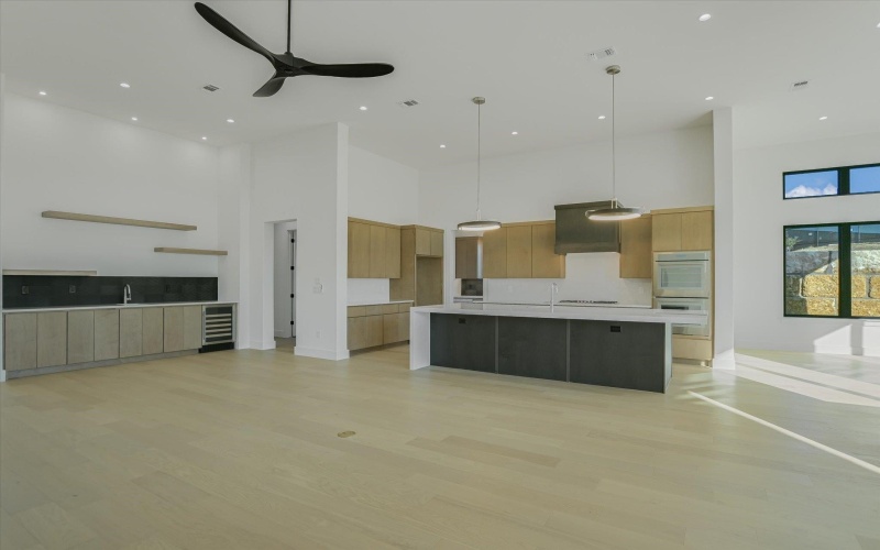 105 Via Roma Court, Horseshoe Bay, TX 78657, 3 Bedrooms Bedrooms, ,3 BathroomsBathrooms,Residential,For Sale,105 Via Roma Court,0,177165