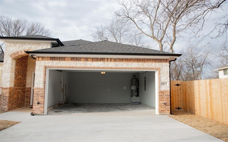 1527 Caldwell Avenue, Dallas, TX 75223, 3 Bedrooms Bedrooms, ,2 BathroomsBathrooms,Residential,For Sale,1527 Caldwell Avenue,0,21174837