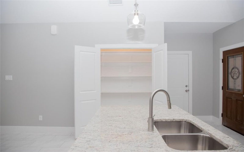 1527 Caldwell Avenue, Dallas, TX 75223, 3 Bedrooms Bedrooms, ,2 BathroomsBathrooms,Residential,For Sale,1527 Caldwell Avenue,0,21174837