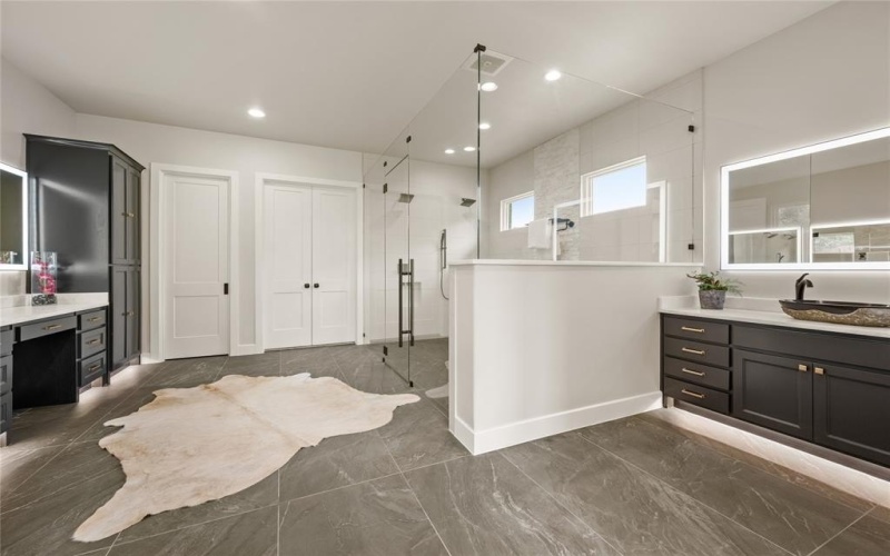 546 Denali Drive, Aledo, TX 76008, 5 Bedrooms Bedrooms, ,6 BathroomsBathrooms,Residential,For Sale,546 Denali Drive,0,21214669