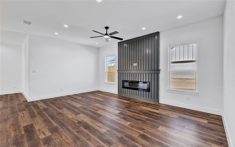 1126 Gannon Lane, DeSoto, TX 75115, 4 Bedrooms Bedrooms, ,2 BathroomsBathrooms,Residential,For Sale,1126 Gannon Lane,0,21217491