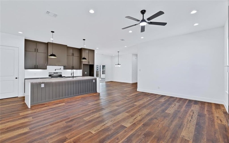 1126 Gannon Lane, DeSoto, TX 75115, 4 Bedrooms Bedrooms, ,2 BathroomsBathrooms,Residential,For Sale,1126 Gannon Lane,0,21217491