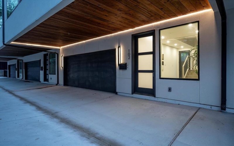 4534 Lake Avenue #103, Dallas, TX 75219, 3 Bedrooms Bedrooms, ,3 BathroomsBathrooms,Residential,For Sale,4534 Lake Avenue,0,21218202