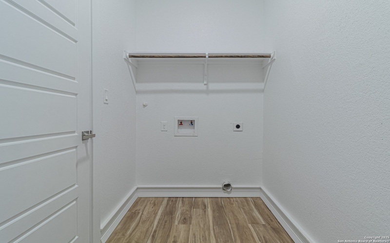 16923 Rancho Escondido, Atascosa, TX 78002, 4 Bedrooms Bedrooms, ,3 BathroomsBathrooms,Residential,For Sale,16923 Rancho Escondido,0,1911076