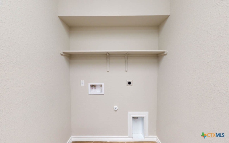 2049 Buckner Street, Nolanville, TX 76559, 5 Bedrooms Bedrooms, ,2 BathroomsBathrooms,Residential,For Sale,2049 Buckner Street,0,608382