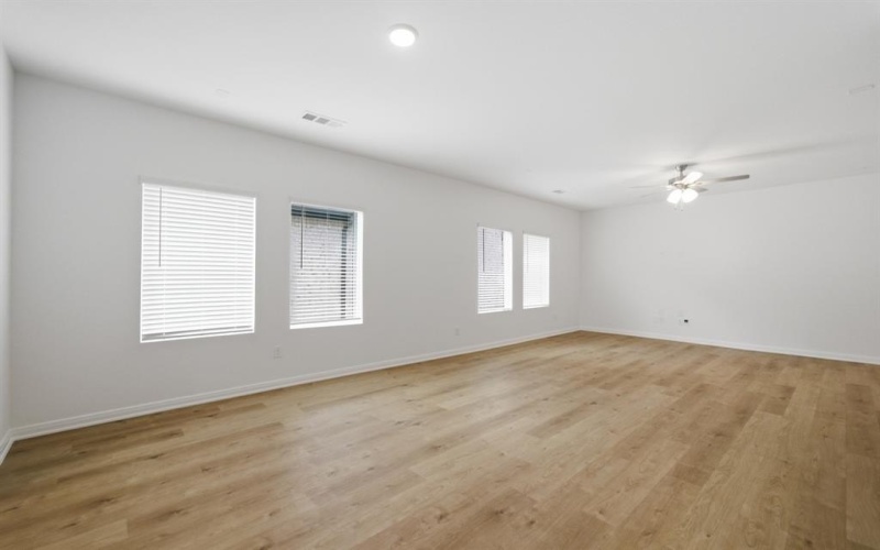 5305 Millbrook Drive, McKinney, TX 75071, 3 Bedrooms Bedrooms, ,2 BathroomsBathrooms,Residential,For Sale,5305 Millbrook Drive,0,21219019