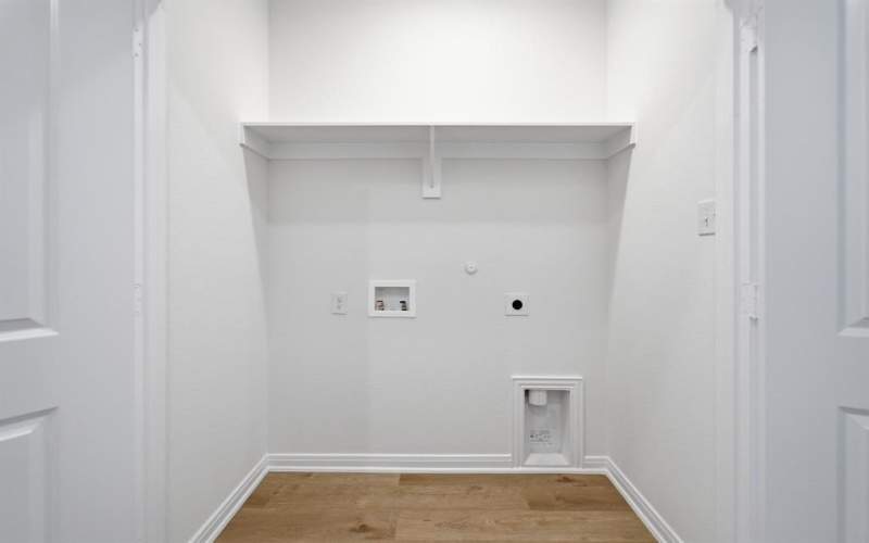 5305 Millbrook Drive, McKinney, TX 75071, 3 Bedrooms Bedrooms, ,2 BathroomsBathrooms,Residential,For Sale,5305 Millbrook Drive,0,21219019