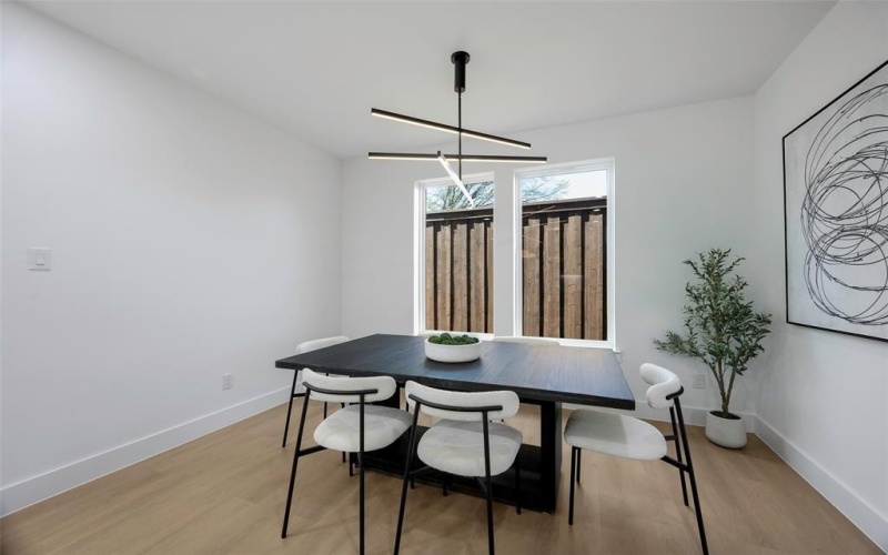 459 Hart Street, Dallas, TX 75203, 4 Habitaciones Habitaciones , ,3 BañosBaños,Residential,En Venta,459 Hart Street,0,21219044