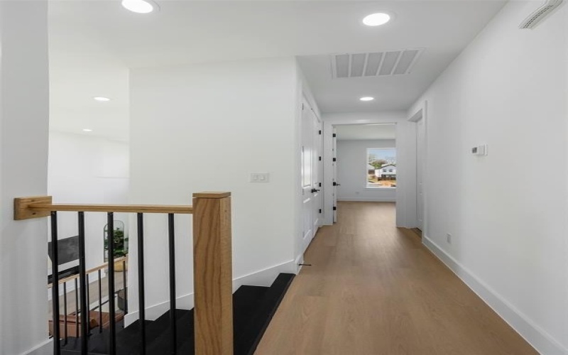 459 Hart Street, Dallas, TX 75203, 4 Habitaciones Habitaciones , ,3 BañosBaños,Residential,En Venta,459 Hart Street,0,21219044