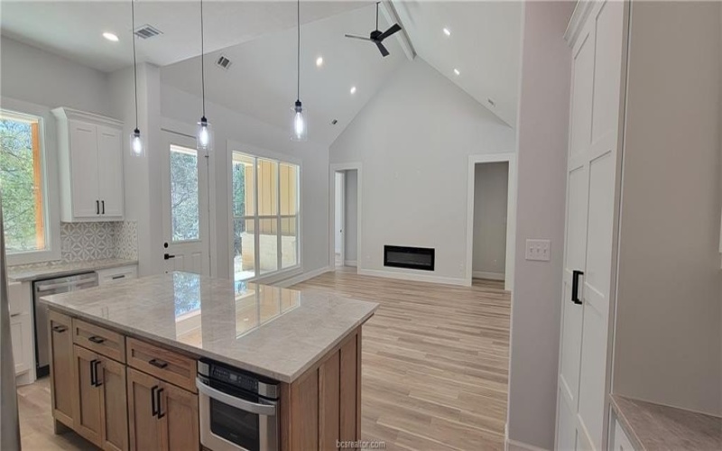 2792 Yorkshire Trail, Franklin, TX 77856, 3 Bedrooms Bedrooms, ,2 BathroomsBathrooms,Residential,For Sale,2792 Yorkshire Trail,0,26003346