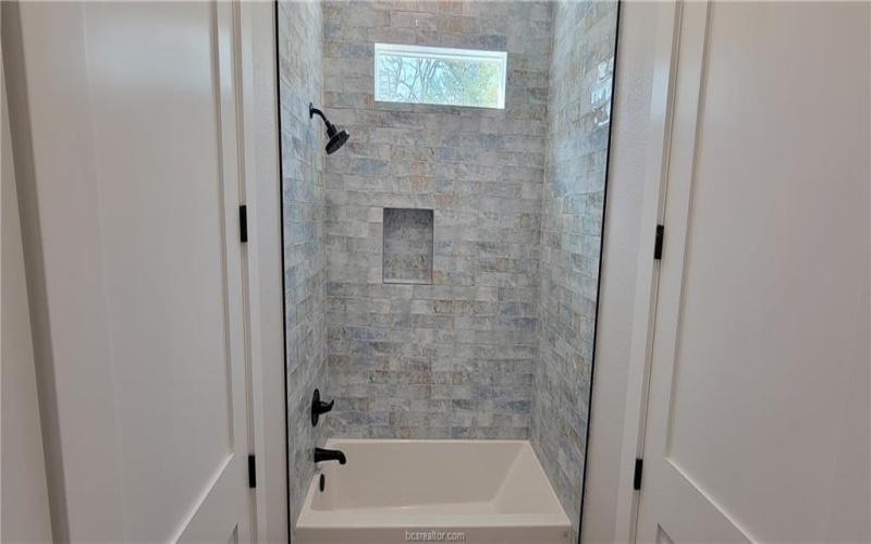 2792 Yorkshire Trail, Franklin, TX 77856, 3 Bedrooms Bedrooms, ,2 BathroomsBathrooms,Residential,For Sale,2792 Yorkshire Trail,0,26003346