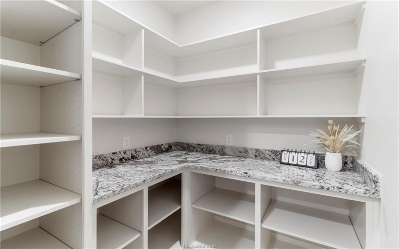 7823 Luke Ct, Bryan, TX 77808, 4 Bedrooms Bedrooms, ,3 BathroomsBathrooms,Residential,For Sale,7823 Luke Ct,0,26003673