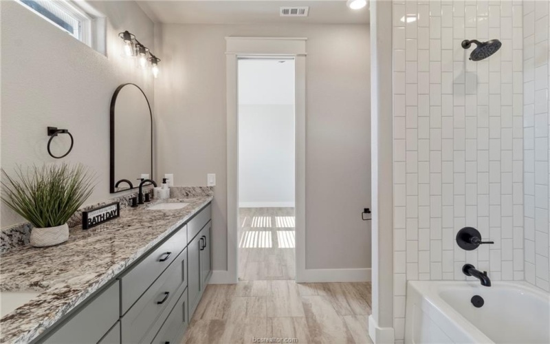 7823 Luke Ct, Bryan, TX 77808, 4 Bedrooms Bedrooms, ,3 BathroomsBathrooms,Residential,For Sale,7823 Luke Ct,0,26003673