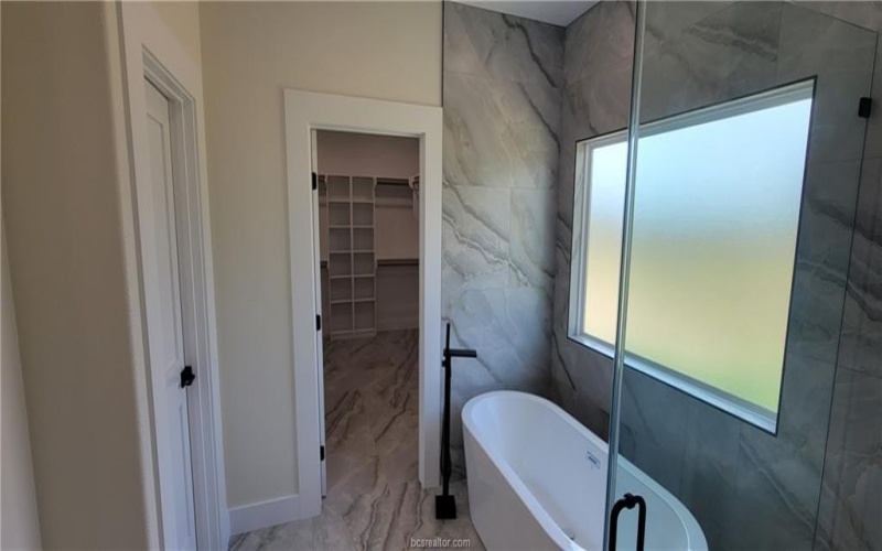 1439 Lone Star Lane, Franklin, TX 77856, 3 Bedrooms Bedrooms, ,2 BathroomsBathrooms,Residential,For Sale,1439 Lone Star Lane,0,26003730