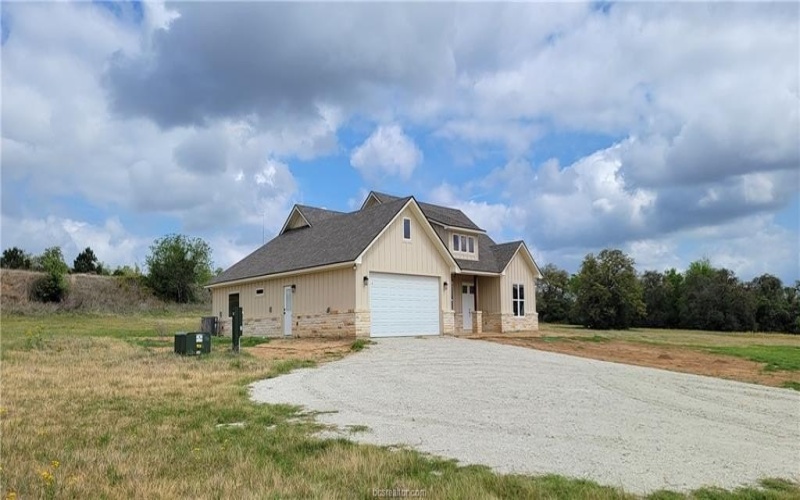 1439 Lone Star Lane, Franklin, TX 77856, 3 Bedrooms Bedrooms, ,2 BathroomsBathrooms,Residential,For Sale,1439 Lone Star Lane,0,26003730