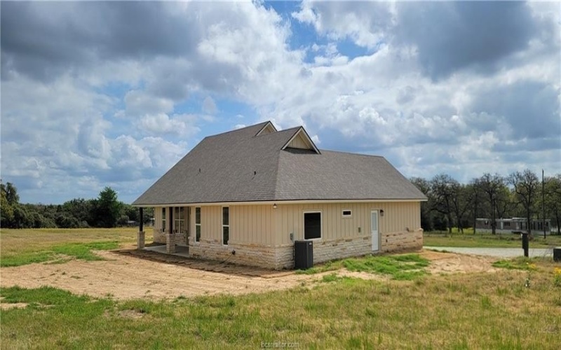 1439 Lone Star Lane, Franklin, TX 77856, 3 Bedrooms Bedrooms, ,2 BathroomsBathrooms,Residential,For Sale,1439 Lone Star Lane,0,26003730