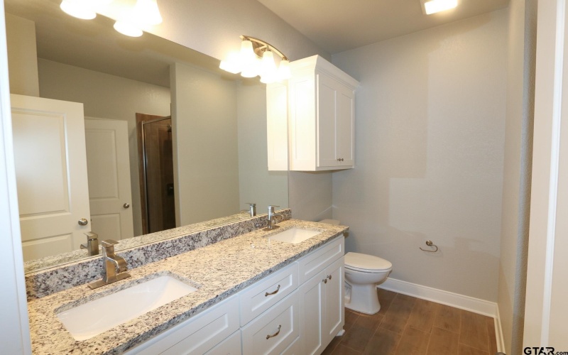 10243 CR 135, Flint, TX 75762, ,2 BathroomsBathrooms,Residential Multi Family,For Sale,10243 CR 135,0,26004256