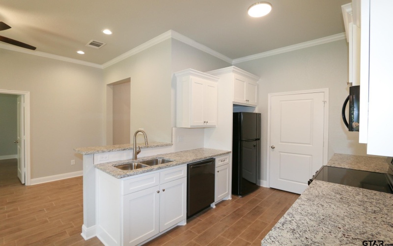 10243 CR 135, Flint, TX 75762, ,2 BathroomsBathrooms,Residential Multi Family,For Sale,10243 CR 135,0,26004256