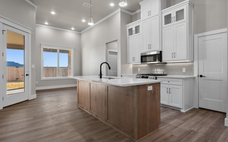 1123 N 6th Street, Wolfforth, TX 79382, 4 Bedrooms Bedrooms, ,3 BathroomsBathrooms,Residential,For Sale,1123 N 6th Street,0,202603928