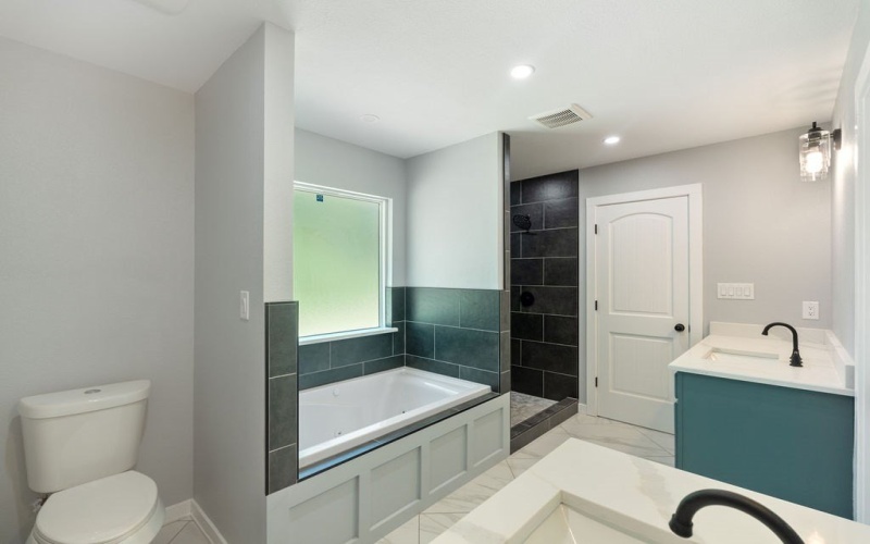 120 Timber Crossing Dr, Garrison, TX 75946, 3 Bedrooms Bedrooms, ,2 BathroomsBathrooms,Residential,For Sale,120 Timber Crossing Dr,0,22501480