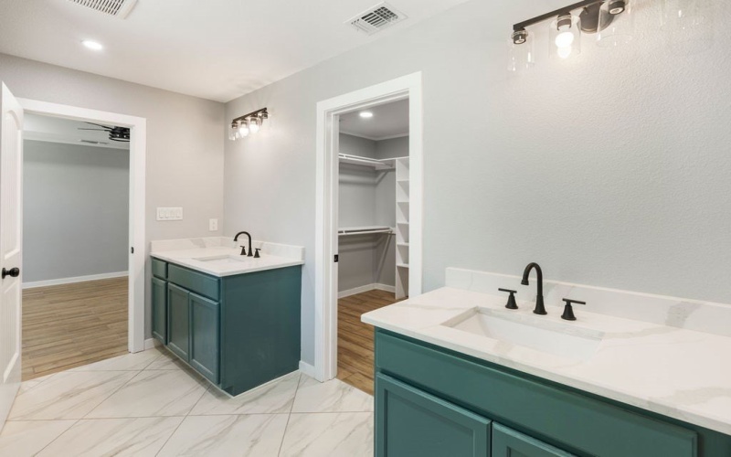 120 Timber Crossing Dr, Garrison, TX 75946, 3 Bedrooms Bedrooms, ,2 BathroomsBathrooms,Residential,For Sale,120 Timber Crossing Dr,0,22501480