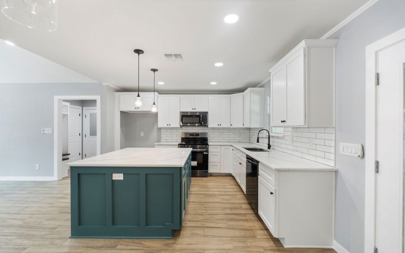 120 Timber Crossing Dr, Garrison, TX 75946, 3 Bedrooms Bedrooms, ,2 BathroomsBathrooms,Residential,For Sale,120 Timber Crossing Dr,0,22501480