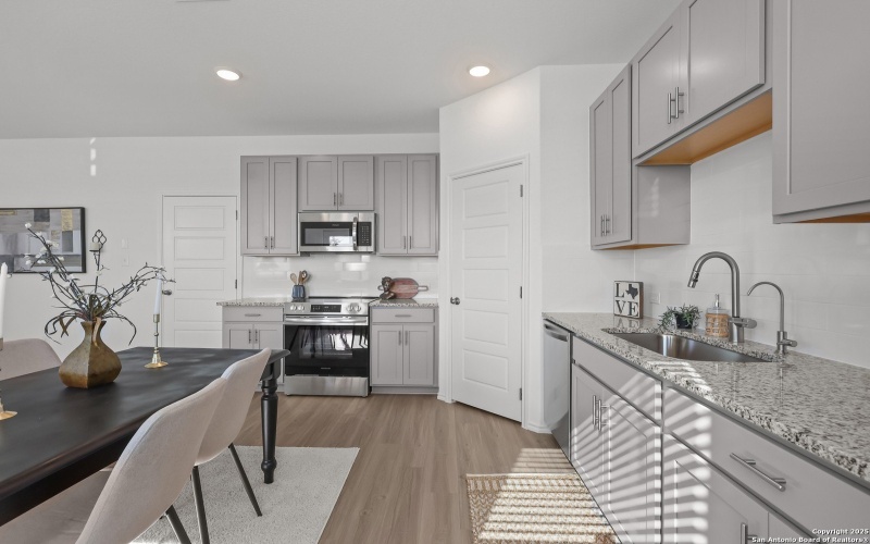 2534 Dry Moss Way, San Antonio, TX 78224, 4 Bedrooms Bedrooms, ,2 BathroomsBathrooms,Residential,For Sale,2534 Dry Moss Way,0,1816319