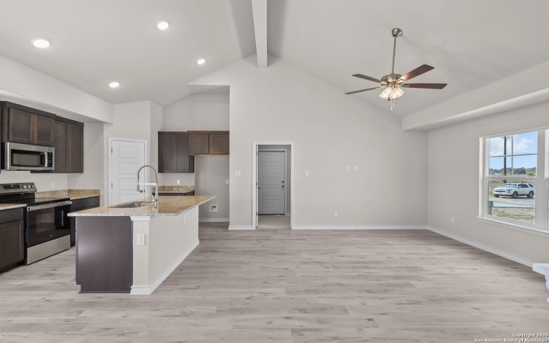 30 Log Cabin Way, Poteet, TX 78065, 3 Bedrooms Bedrooms, ,2 BathroomsBathrooms,Residential,For Sale,30 Log Cabin Way,0,1830205