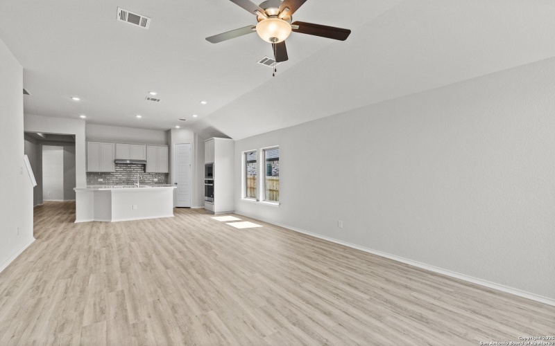 283 W Ainslie Street, Castroville, TX 78009, 4 Bedrooms Bedrooms, ,3 BathroomsBathrooms,Residential,For Sale,283 W Ainslie Street,0,1832693