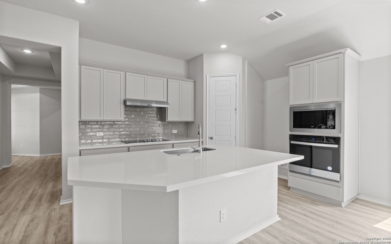 283 W Ainslie Street, Castroville, TX 78009, 4 Bedrooms Bedrooms, ,3 BathroomsBathrooms,Residential,For Sale,283 W Ainslie Street,0,1832693