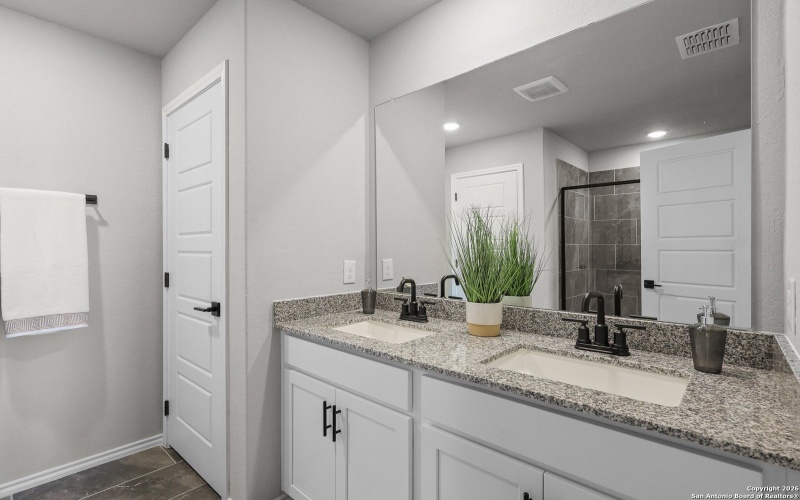 7015 Comanche Cave, San Antonio, TX 78247, 4 Bedrooms Bedrooms, ,2 BathroomsBathrooms,Residential,For Sale,7015 Comanche Cave,0,1849135