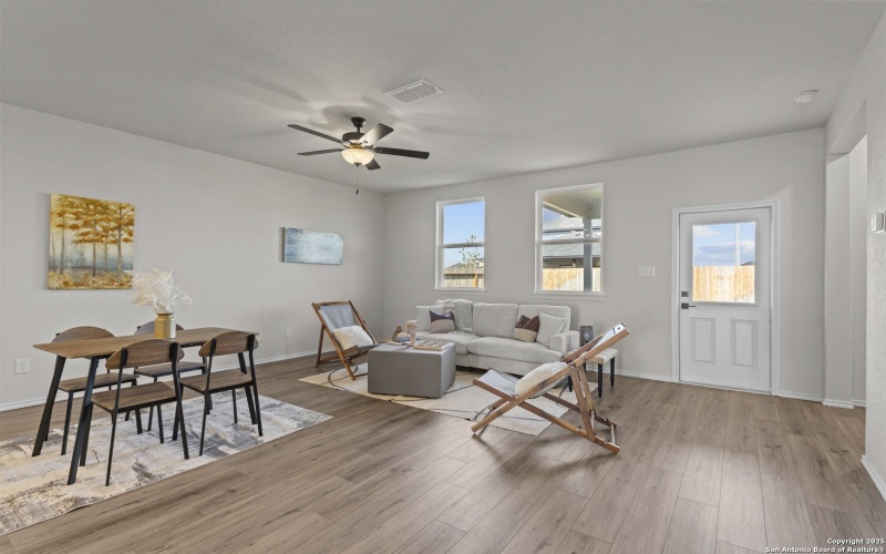 324 Jean Street, Seguin, TX 78155, 3 Bedrooms Bedrooms, ,2 BathroomsBathrooms,Residential,For Sale,324 Jean Street,0,1849142