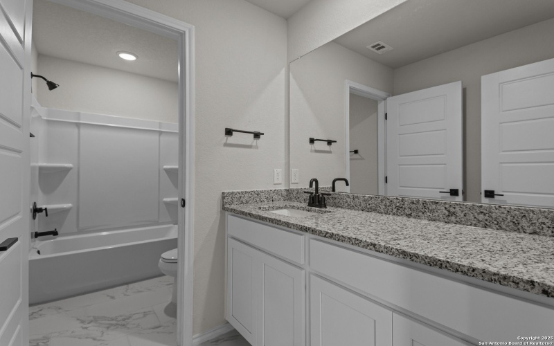 324 Jean Street, Seguin, TX 78155, 3 Bedrooms Bedrooms, ,2 BathroomsBathrooms,Residential,For Sale,324 Jean Street,0,1849142