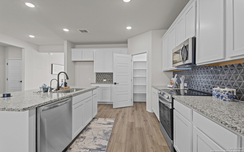 324 Jean Street, Seguin, TX 78155, 3 Bedrooms Bedrooms, ,2 BathroomsBathrooms,Residential,For Sale,324 Jean Street,0,1849142