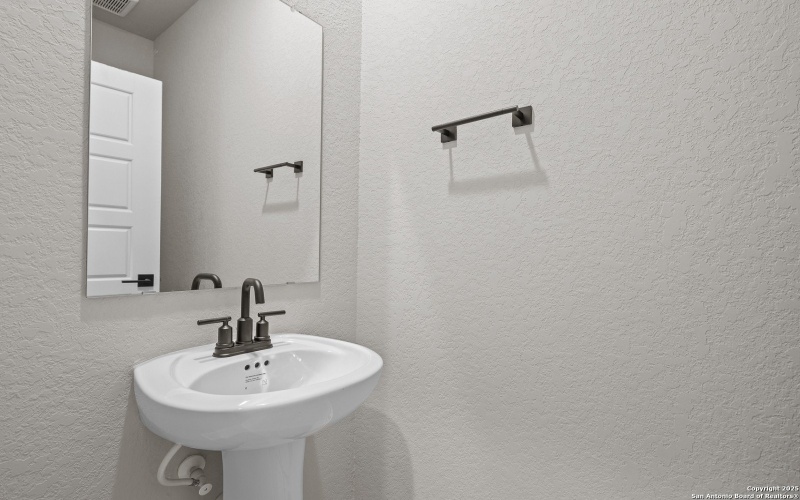 10215 Red London, San Antonio, TX 78239, 4 Bedrooms Bedrooms, ,3 BathroomsBathrooms,Residential,For Sale,10215 Red London,0,1849276