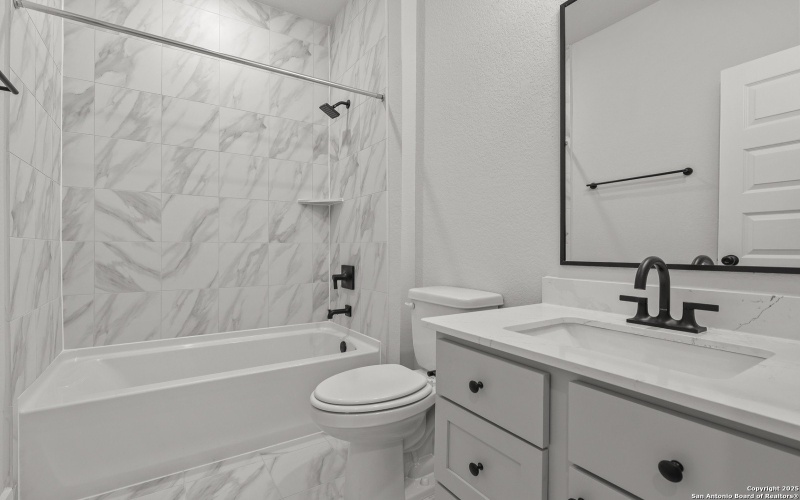 4507 YOAKUM VALLEY, Schertz, TX 78108, 5 Bedrooms Bedrooms, ,5 BathroomsBathrooms,Residential,For Sale,4507 YOAKUM VALLEY,0,1853078